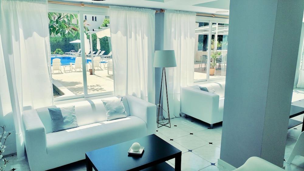 Apartamentos Sureda Каньямель Экстерьер фото